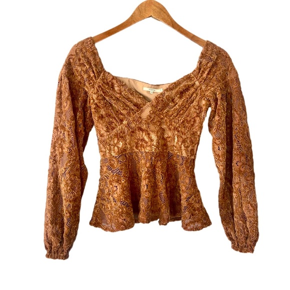 Tularosa Revolve Cameron Lace Off the Shoulder Top in Camel Brown Size XS - Picture 2 of 8